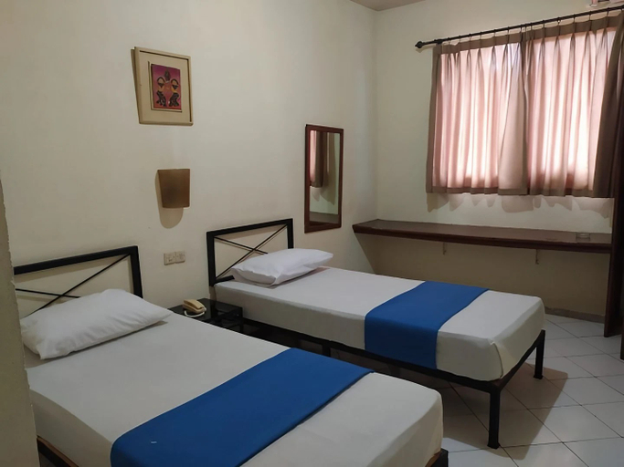 Bedroom 5, Sunset View Boutique Hotel by Augusta group, Serang