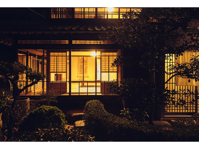 2, Whale Annex, Onomichi