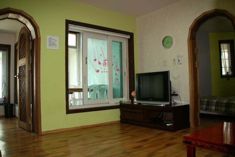 Others 5, Ganghwado Mediterranean Pension, Ganghwa