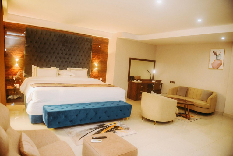 Bedroom 4, San Antonio Blu Hotels, AwkaSout