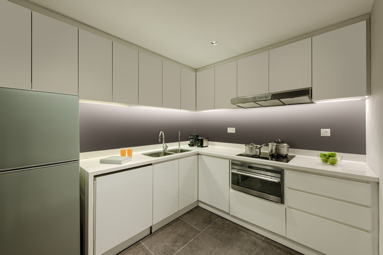 Dining Room 8