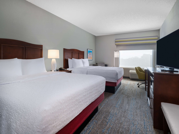 Bedroom 4, Hampton Inn Boca Raton-Deerfield Beach, Broward