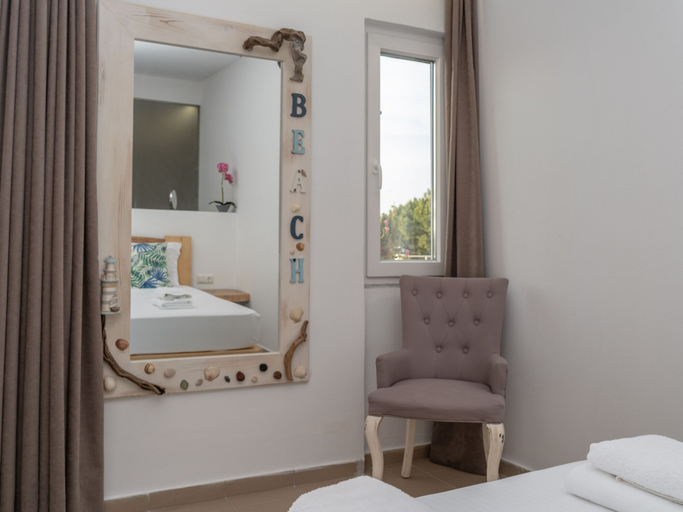 Bathroom 5, Aegean Apartments, Crete