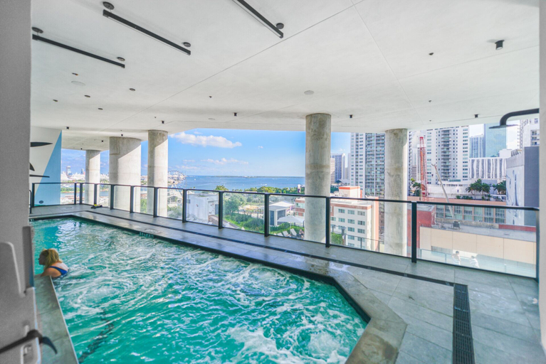 Sport & Beauty 4, Elegance and Charm Studio at Bayside MIA, Miami-Dade