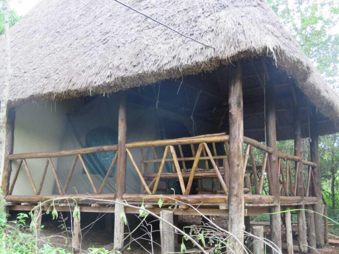 Others 5, Jungle lodge Kibale, Kibale