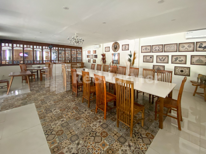 Food & Drinks 5, CBG INN RedPartner near Stasiun Solo Balapan, Solo