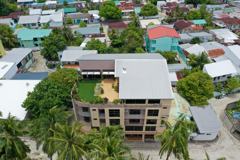Exterior & Views 2, Blue Wave Guest House
