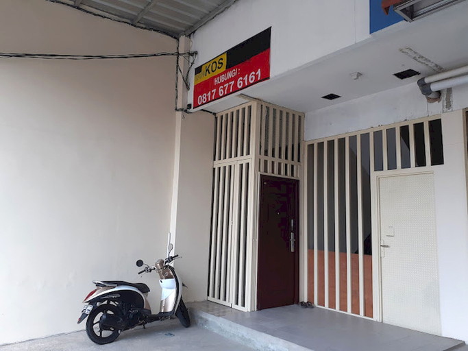 Exterior & Views 2, OYO 93356 Pondok Cirendeu, Tangerang Selatan