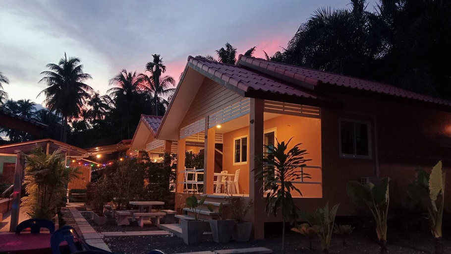 Bansabai pool villa guesthouse, Khanom