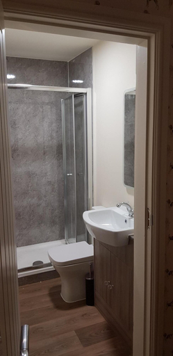 Bathroom 5, The Star Inn, East Riding of Yorkshire