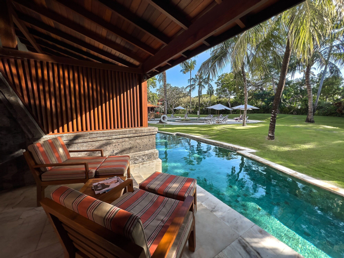 Swimming Pool 9