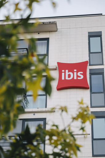 Exterior & Views 2, Ibis Rouen Centre Rive Droite Pasteur, Seine-Maritime