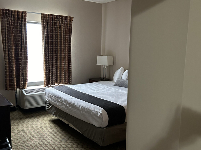 Bedroom 2, McPherson Inn, McPherson