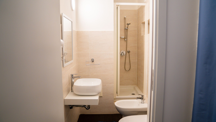 Bathroom 5, B&B Art, Reggio Di Calabria
