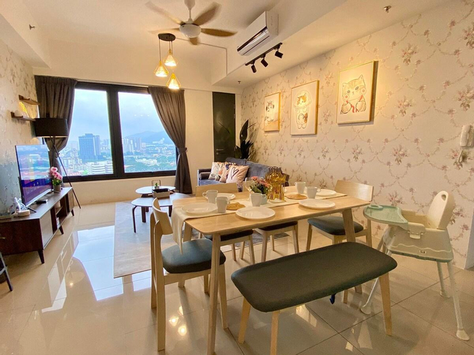 Food & Drinks, Tropicana 218 Macalister City View by stayCATion, Penang Island