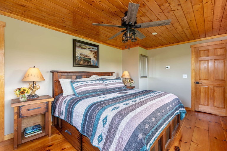 Bedroom 2, The Inn at OxBow Acres, Coos