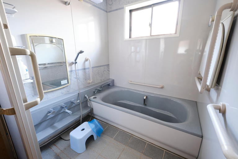 Bathroom 5, Ichiya, Nachikatsuura