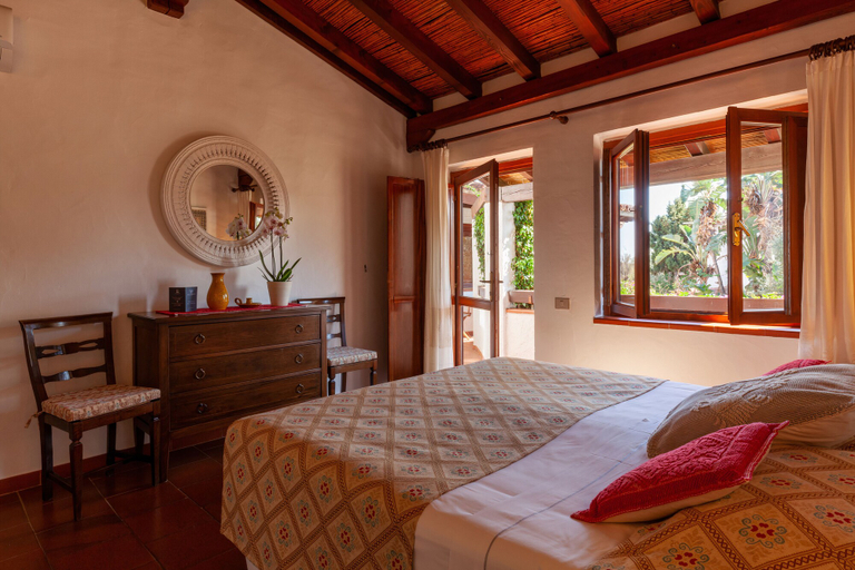 Bedroom 4, Nora Club Hotel, Cagliari