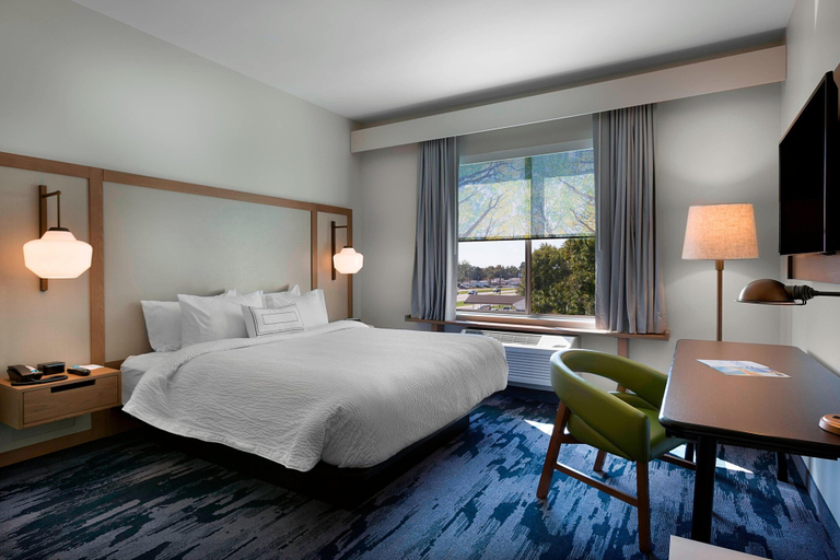 Bedroom 4, Fairfield Inn & Suites by Marriott Shelby, Cleveland