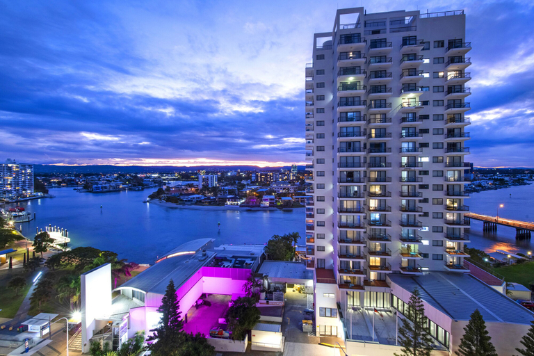 Exterior & Views, Chevron Renaissance - WOWSTAY, Gold Coast
