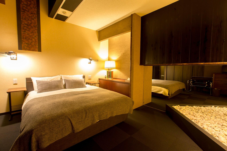 Others 2, Rokkaku guest house 6, Kyoto