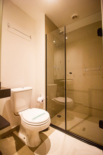 Bathroom 3, VN Consolação, São Paulo