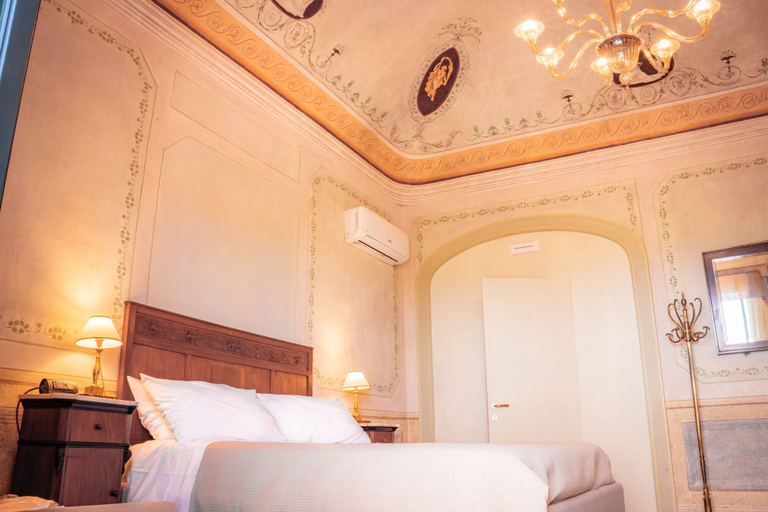Bedroom 4, Puleera, Catania