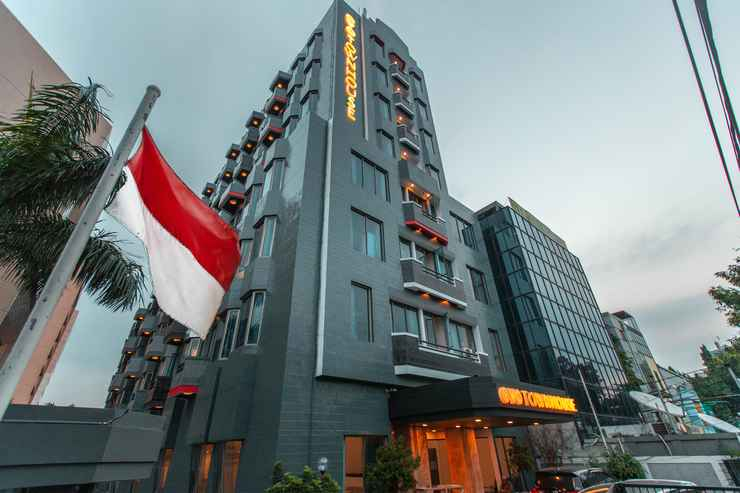 Exterior & Views 1, Super OYO Townhouse 1 Hotel Salemba, Central Jakarta