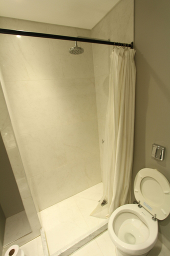 Bathroom 2, Amplio y Silencioso en Recoleta Luz, Distrito Federal