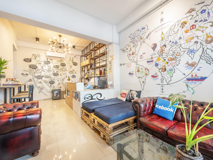 Public Area 3, Sloth Hostel, Phra Nakhon