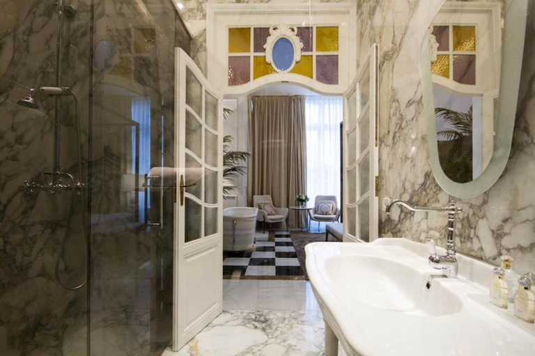 Bathroom 5, MYR Palacio Vallier, Valencia