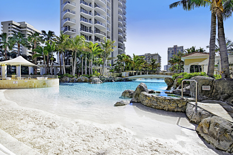 Chevron Renaissance - Wow Stay, Gold Coast