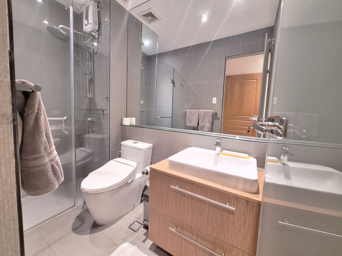 Bathroom 4, StayLuxia Manilabayview, Manila City