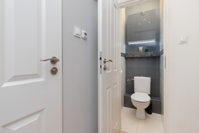 Bathroom 4, Sky Blue Apartment Waszyngton by Renters, Warsaw
