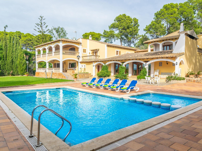 Sport & Beauty, Finca Son Pou - Villa With Private Pool. Free Wifi, Baleares