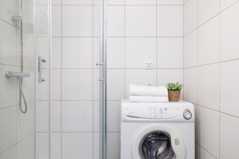 Bathroom 3, Cozy Apartment Aleja Kijowska by Renters, Kraków City