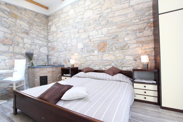 Bedroom 2, Apartments Santin, Rovinj