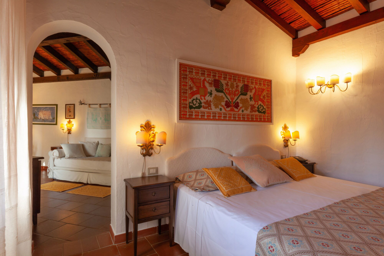 Bedroom 4, Nora Club Hotel, Cagliari