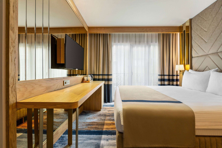 Bedroom 4, Days Inn By Wyndham Istanbul Bomonti, Şişli