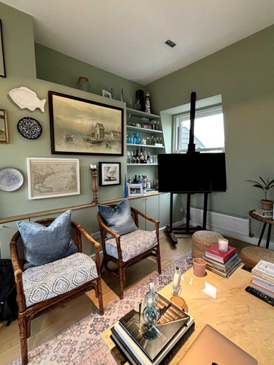 Others 5, Charming 3BD Flat by the River Thames - Fulham!, London