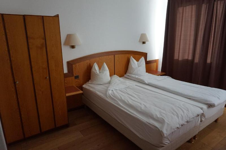 Bedroom 3, Citotel Hotel Pax, Bas-Rhin