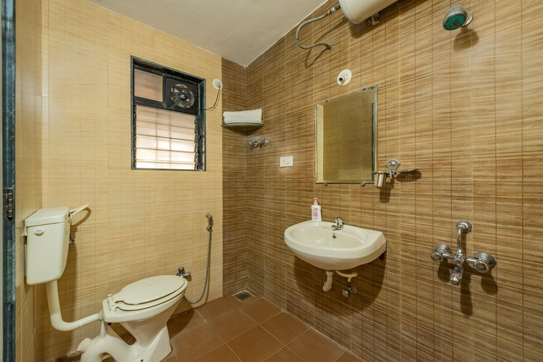 Bathroom 3, Countryside Panorama-Lakeview Home by cosmicstays, Pune