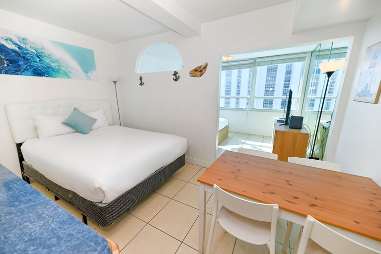 Bedroom 2, SeaStays Apartments, Miami-Dade