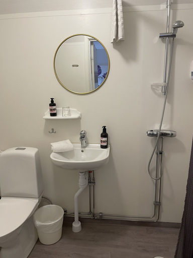 Bathroom 4, Hotell Briggen i Åhus, Kristianstad
