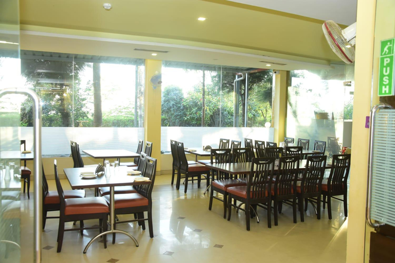 Food & Drinks 4, HOTEL SHIV INTERNATIONAL, Kachchh