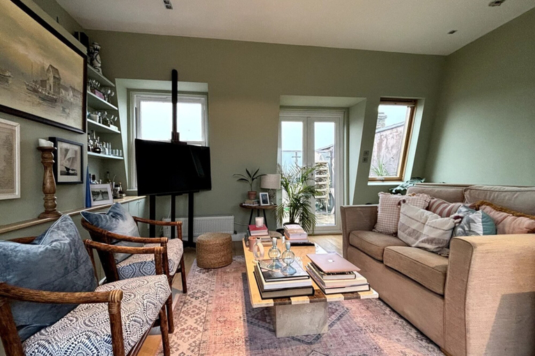 Others 4, Charming 3BD Flat by the River Thames - Fulham!, London