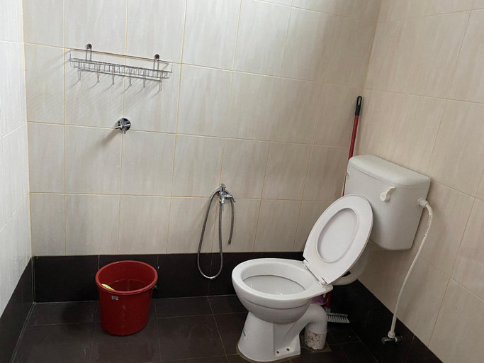 Bathroom, JARUM PENITI HOMESTAY KOTA BHARU, Kota Bharu