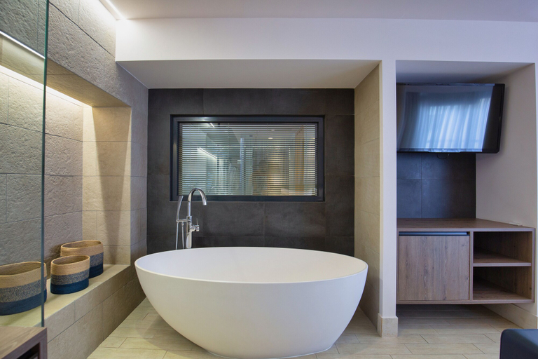 Bathroom 4, Sweet Home Hotel, Attica