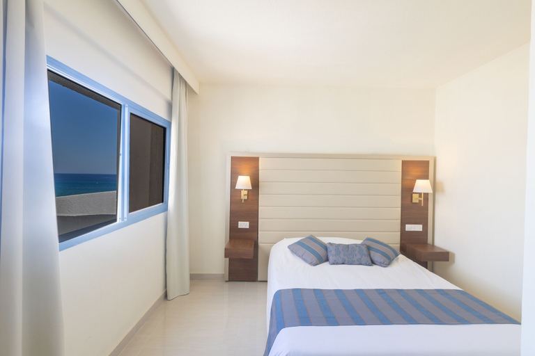 Bedroom 4, Iliada Beach Hotel
