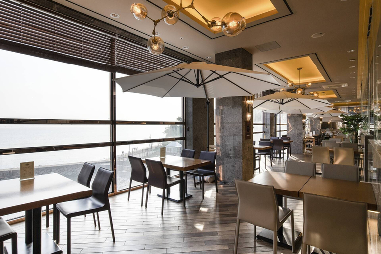 Food & Drinks 5, Western Grace Hotel, Jung